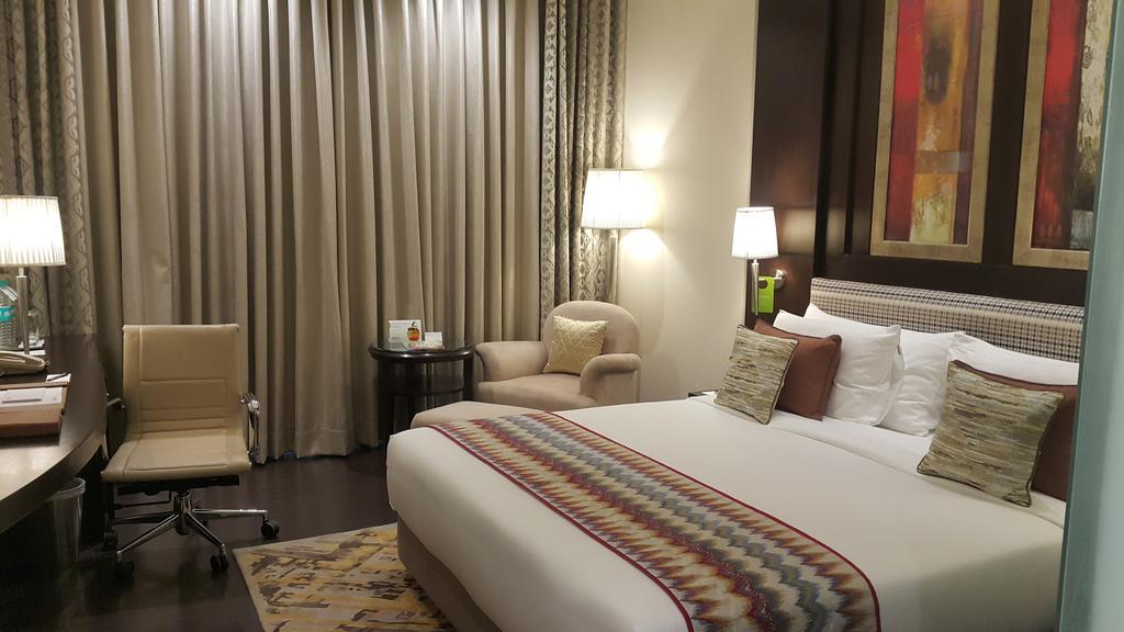 فندق Radisson نويدا المظهر الخارجي الصورة