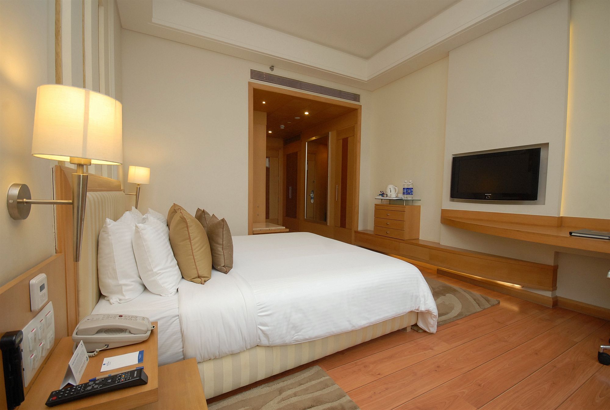 فندق Radisson نويدا المظهر الخارجي الصورة