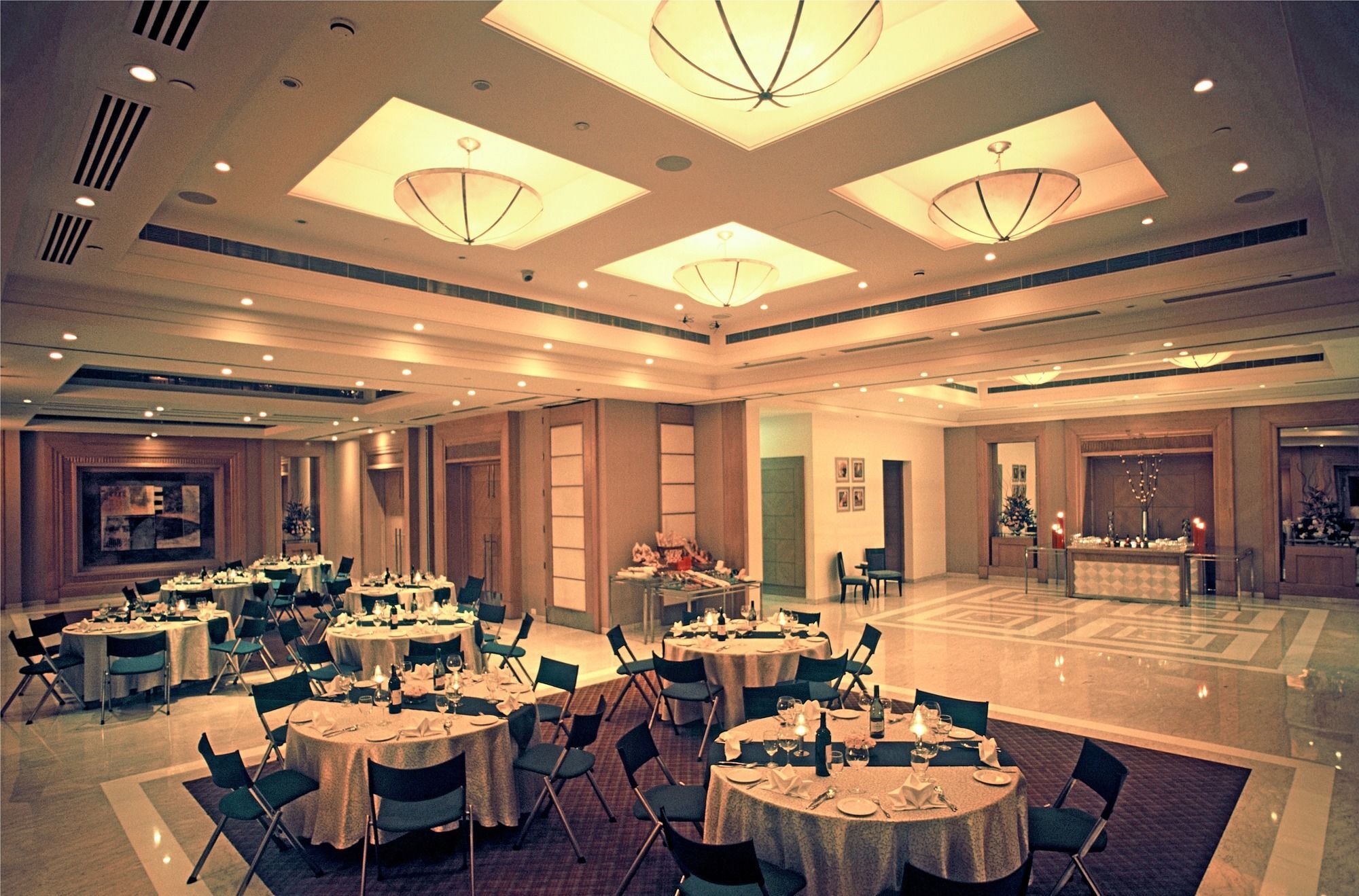 فندق Radisson نويدا المطعم الصورة