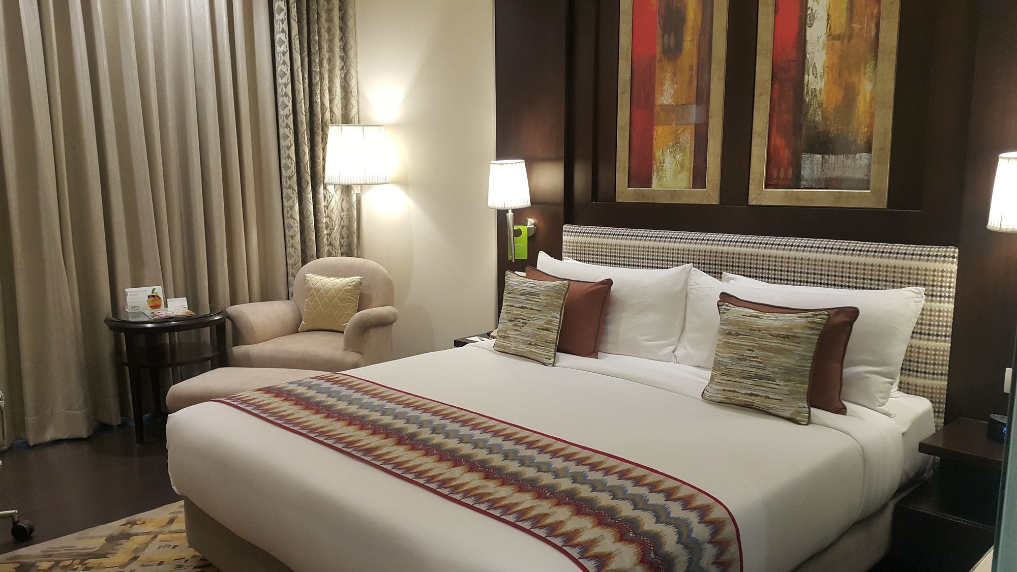 فندق Radisson نويدا المظهر الخارجي الصورة