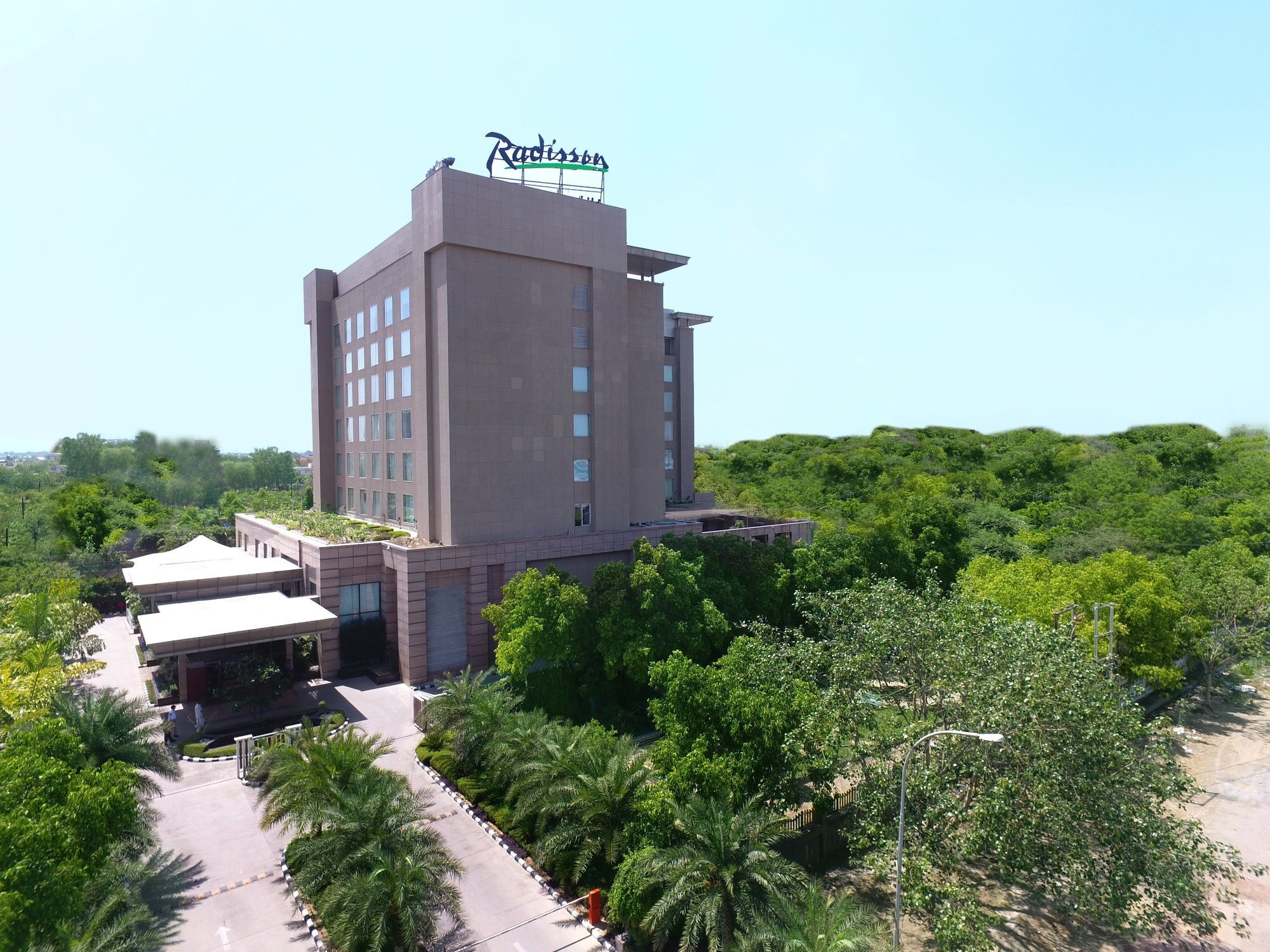 فندق Radisson نويدا المظهر الخارجي الصورة